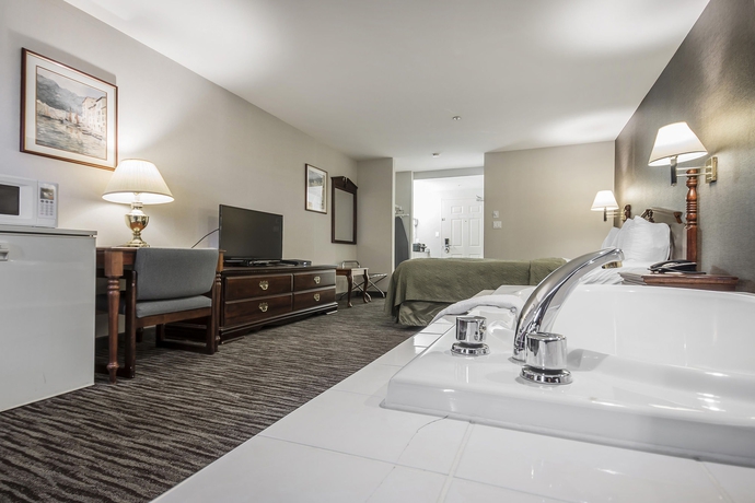 Imagen de la habitación del Hotel Quality Inn, Kamloops. Foto 8