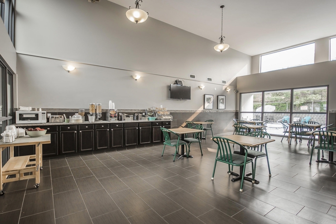 Imagen del bar/restaurante del Hotel Quality Inn, Kamloops. Foto 2