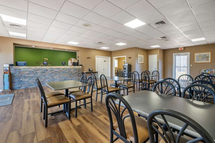 Imagen de los interiores del Hotel Quality Inn Kennedy Space Center. Foto 14