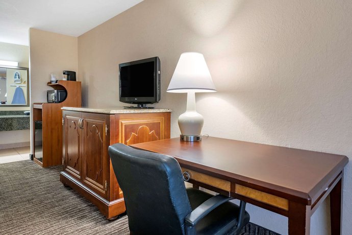 Imagen de la habitación del Hotel Quality Inn Kennedy Space Center. Foto 4