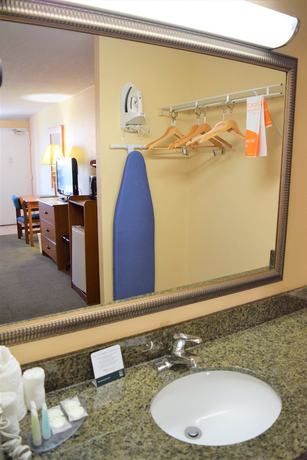 Imagen de la habitación del Hotel Quality Inn Kennedy Space Center. Foto 6