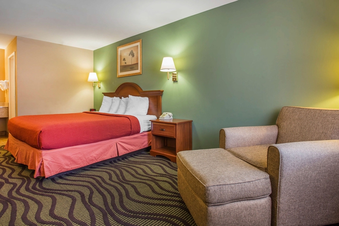 Imagen de la habitación del Hotel Quality Inn, Kennesaw. Foto 2