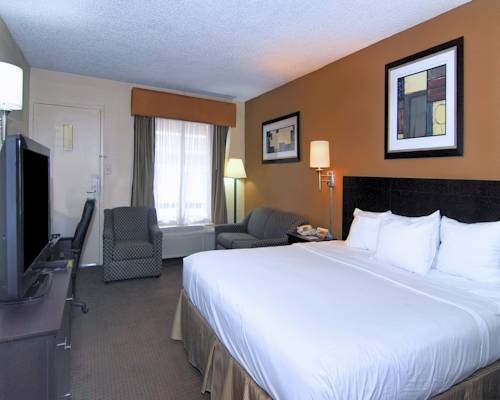 Imagen de la habitación del Hotel Quality Inn Kingsland. Foto 5