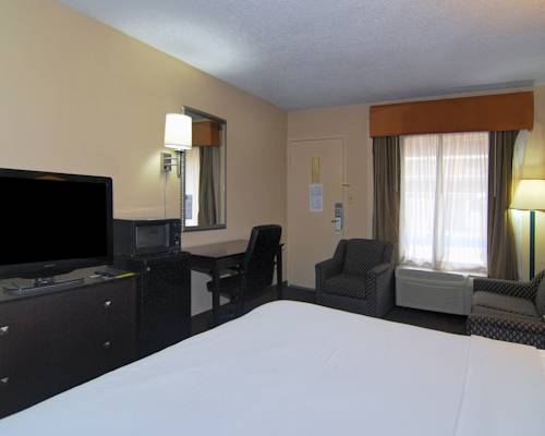 Imagen de la habitación del Hotel Quality Inn Kingsland. Foto 11