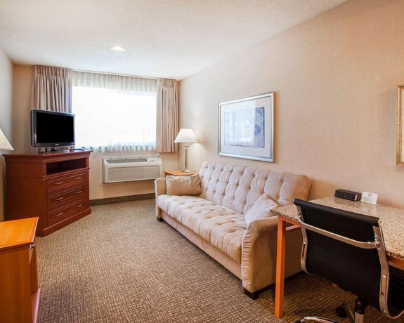 Imagen de la habitación del Hotel Quality Inn Kirkland. Foto 5
