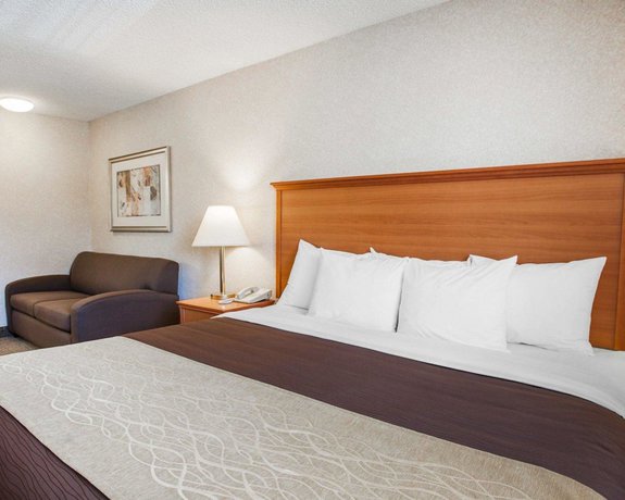 Imagen de la habitación del Hotel Quality Inn Kirkland. Foto 9
