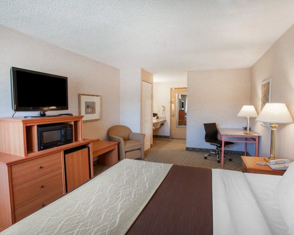 Imagen de la habitación del Hotel Quality Inn Kirkland. Foto 12
