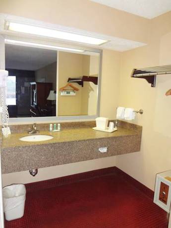 Imagen de la habitación del Hotel Quality Inn Kodak Sevierville. Foto 6