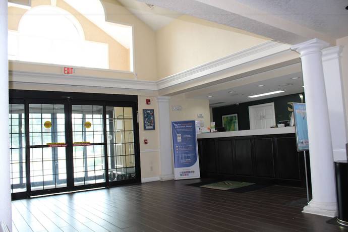 Imagen de los interiores del Hotel Quality Inn Lake City. Foto 20