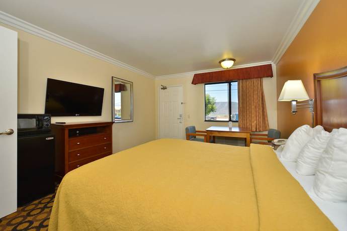 Imagen de la habitación del Hotel Quality Inn Lake Elsinore I-15. Foto 3