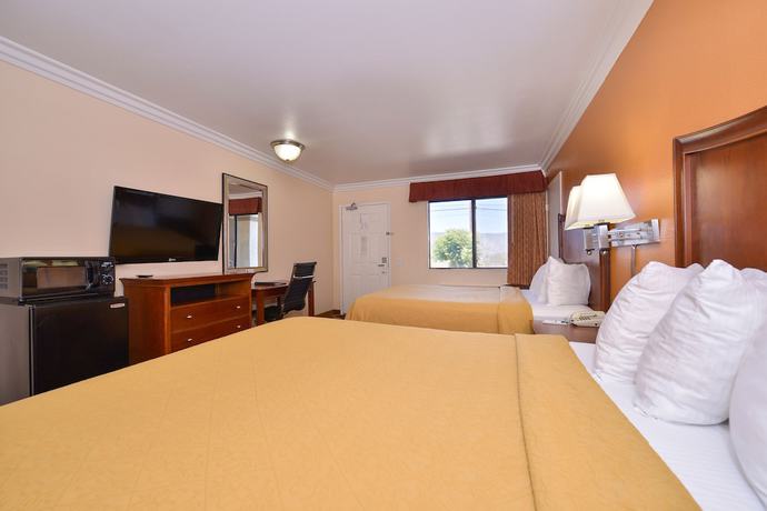 Imagen de la habitación del Hotel Quality Inn Lake Elsinore I-15. Foto 6