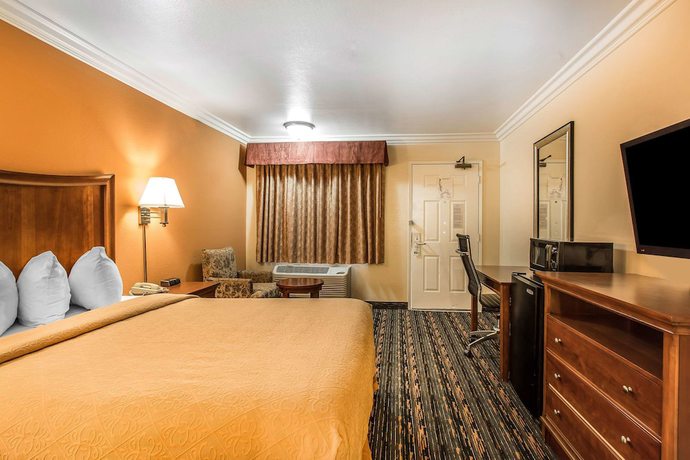 Imagen de la habitación del Hotel Quality Inn Lake Elsinore I-15. Foto 10
