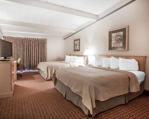 Imagen de la habitación del Hotel Quality Inn Lake Ozark. Foto 3