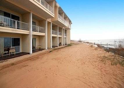 Imagen general del Hotel Quality Inn Lakefront. Foto 1