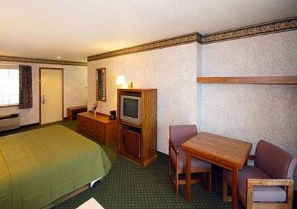 Imagen de la habitación del Hotel Quality Inn Lakefront. Foto 2