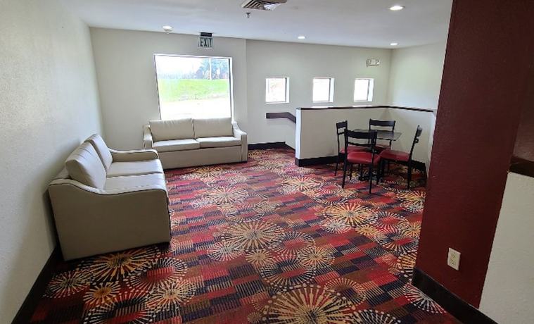 Imagen de los interiores del Hotel Quality Inn, Lavonia. Foto 20