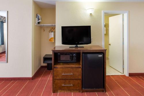 Imagen de la habitación del Hotel Quality Inn, Lebanon. Foto 18