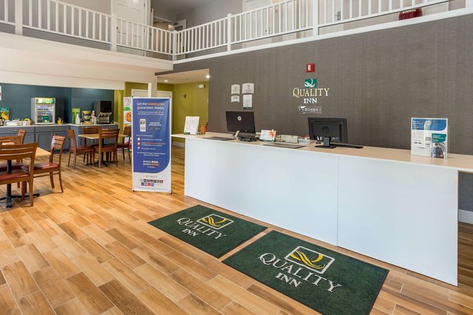Imagen de los interiores del Hotel Quality Inn, Lebanon. Foto 18