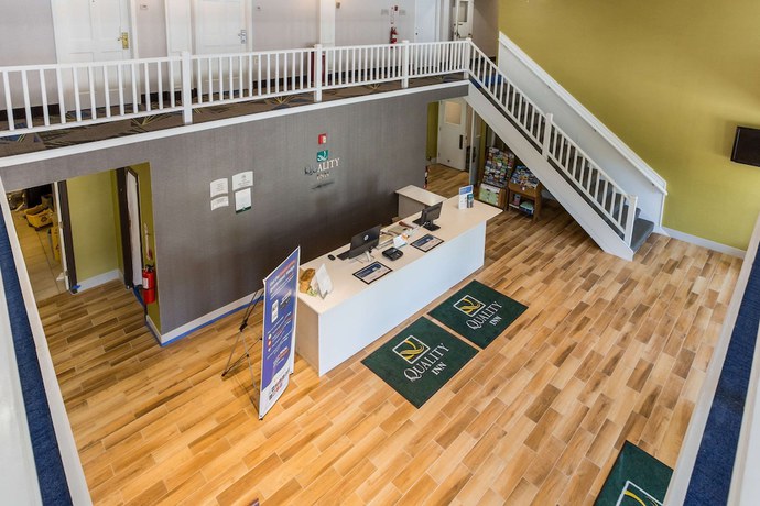 Imagen de los interiores del Hotel Quality Inn, Lebanon. Foto 19
