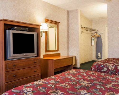 Imagen de la habitación del Hotel Quality Inn Ledgewood - Dover. Foto 12