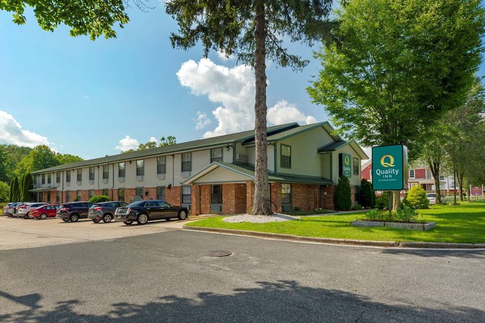 Imagen general del Hotel Quality Inn, Lee. Foto 1