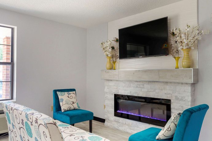 Imagen de los interiores del Hotel Quality Inn, Lee. Foto 17