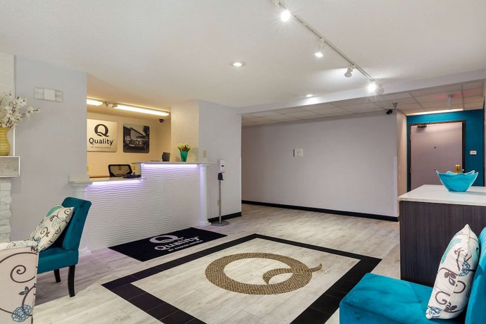 Imagen de los interiores del Hotel Quality Inn, Lee. Foto 18