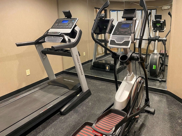 Imagen de los interiores del Hotel Quality Inn Lees Summit - Kansas City. Foto 18