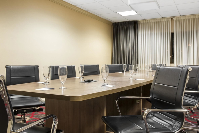 Imagen de los interiores del Hotel Quality Inn Lexington -horse Park. Foto 6