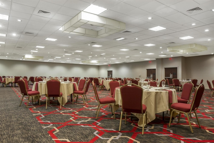 Imagen de los interiores del Hotel Quality Inn Lexington -horse Park. Foto 8