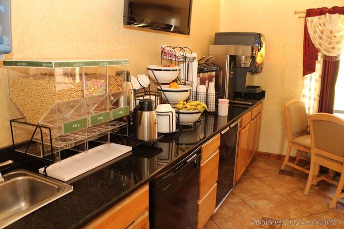 Imagen general del Hotel Quality Inn, Lockport. Foto 9