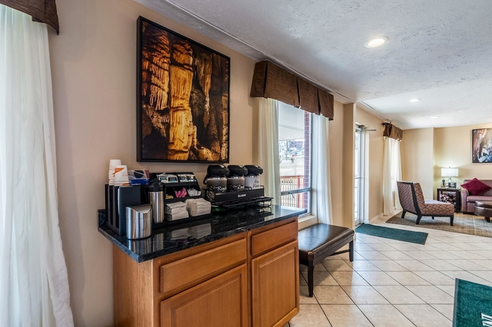 Imagen de los interiores del Hotel Quality Inn, Luray. Foto 15