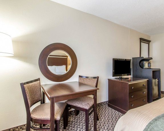 Imagen de la habitación del Hotel Quality Inn Macomb Near University Area. Foto 4