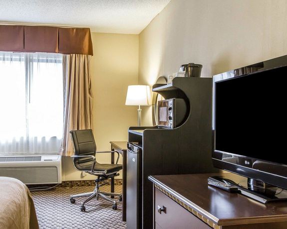 Imagen de la habitación del Hotel Quality Inn Macomb Near University Area. Foto 11