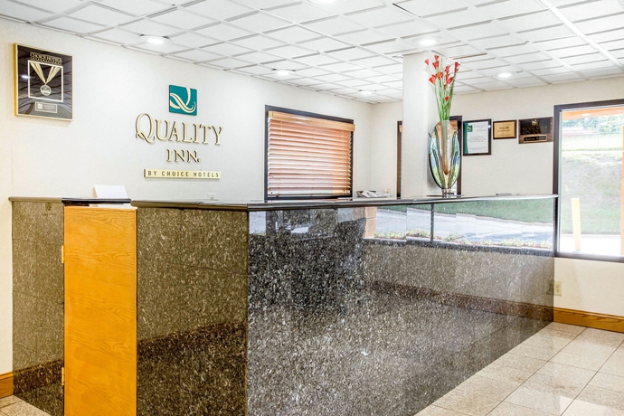 Imagen de los interiores del Hotel Quality Inn Macon. Foto 7