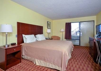 Imagen de la habitación del Hotel Quality Inn Madison - Huntsville. Foto 11