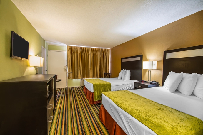 Imagen de la habitación del Hotel Quality Inn Maingate South. Foto 5