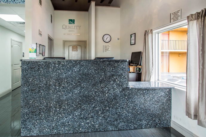Imagen de los interiores del Hotel Quality Inn Maingate South. Foto 13