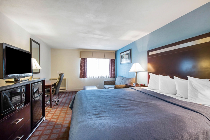 Imagen de la habitación del Hotel Quality Inn Mammoth Lakes. Foto 3