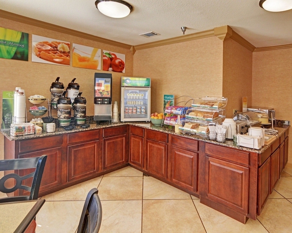 Imagen del bar/restaurante del Hotel Quality Inn Marshall. Foto 7