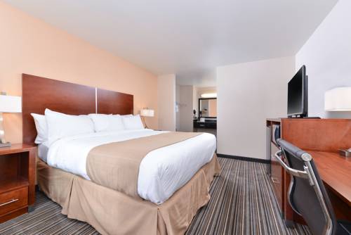 Imagen de la habitación del Hotel Quality Inn Martinez. Foto 5
