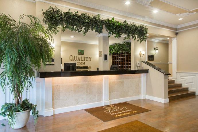 Imagen de los interiores del Hotel Quality Inn Massena. Foto 20