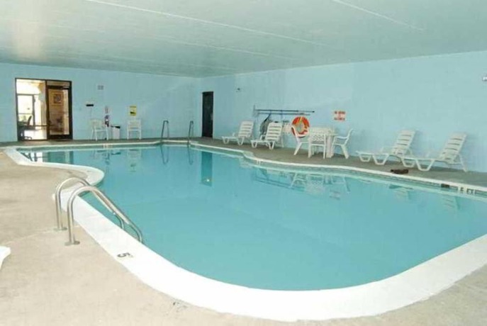 Imagen de la piscina del Hotel Quality Inn, Maysville. Foto 17