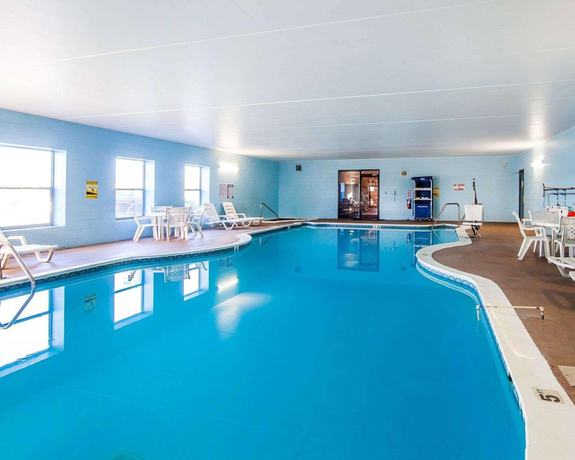 Imagen de la piscina del Hotel Quality Inn, Maysville. Foto 20