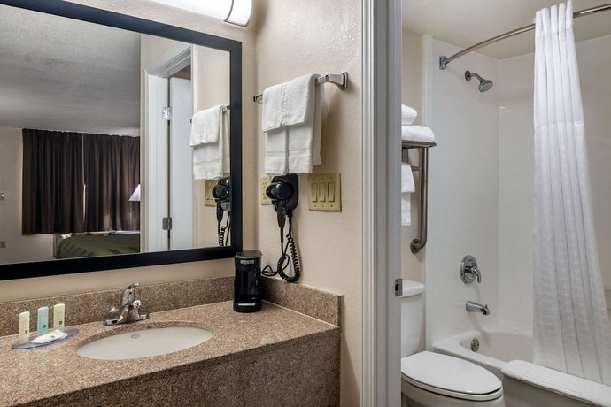 Imagen de la habitación del Hotel Quality Inn Mcdonough Atlanta South. Foto 8