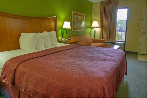 Imagen de la habitación del Hotel Quality Inn Merchants Drive. Foto 5