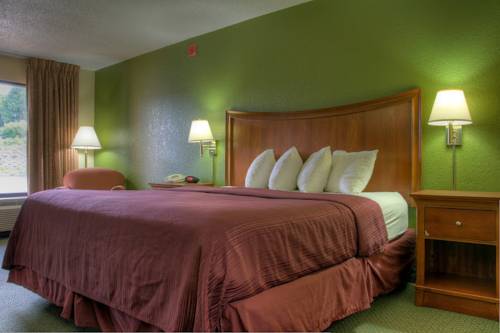 Imagen de la habitación del Hotel Quality Inn Merchants Drive. Foto 8