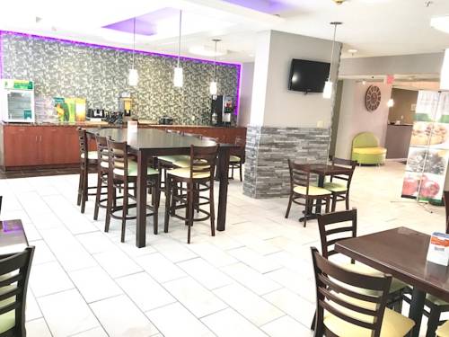 Imagen de la habitación del Hotel Quality Inn Merrillville. Foto 3