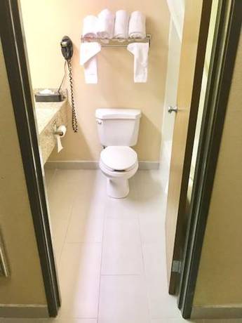 Imagen de la habitación del Hotel Quality Inn Merrillville. Foto 5