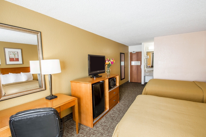 Imagen de la habitación del Hotel Quality Inn Miami Airport - Doral. Foto 11